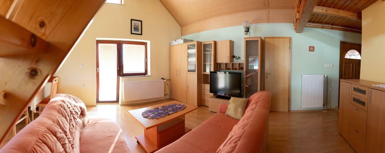 Vineyard Cottage Urban Mirna Exterior photo